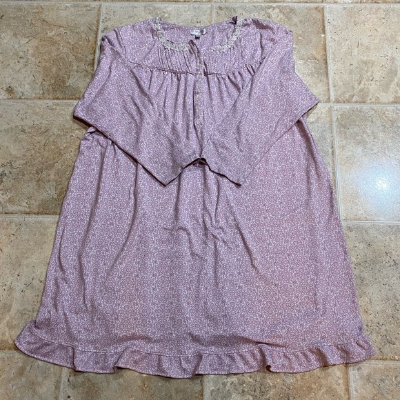 Secret Treasures Other - SECRET TREASURES NIGHTIE